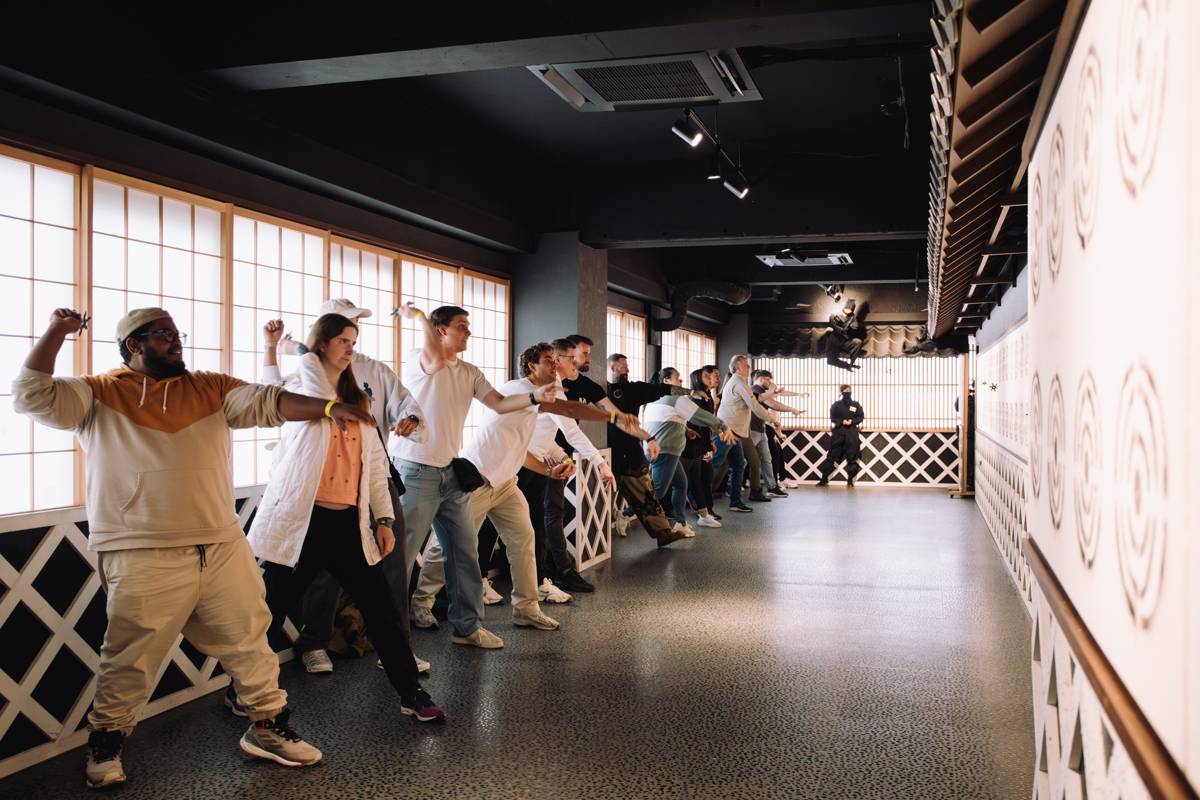 Ninja shuriken throwing experience in Kyoto indoor activity