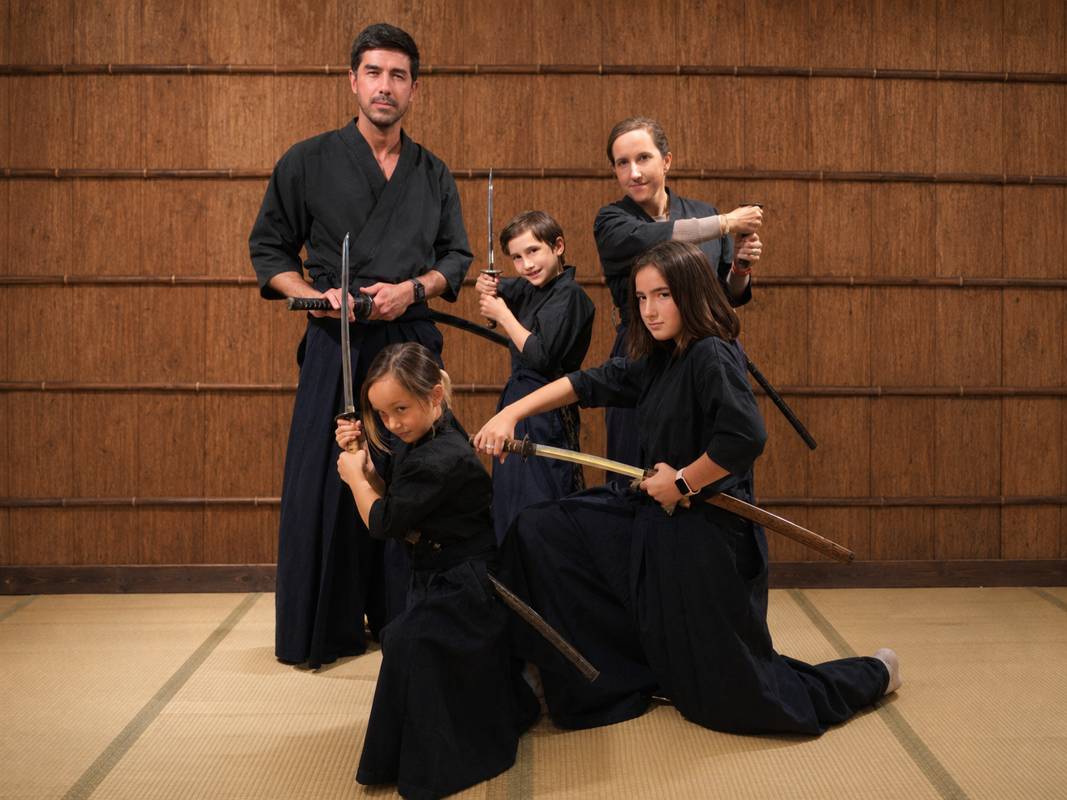 A family making samurai memories together