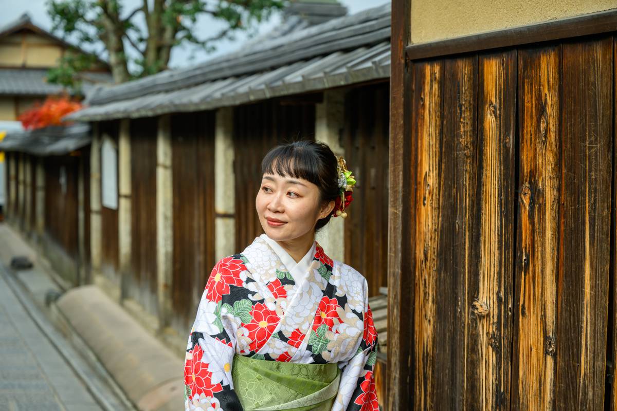 Guest wearing an elegant kimono in Kyoto Gion